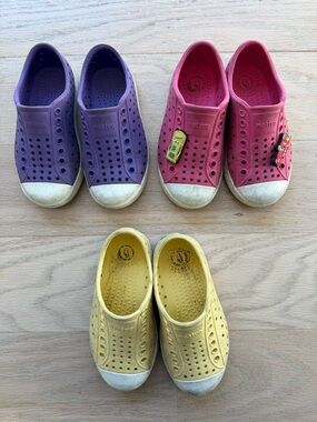 Native Jefferson Shoes Pink Purple and Yellow Size 8 ALL 3 Pairs